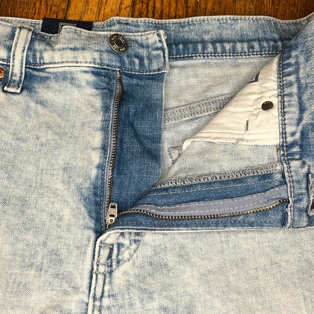 GAP denim shorts 4” High Rise light wash cutoffs timeless 29 Tall NWT - Picture 6 of 15